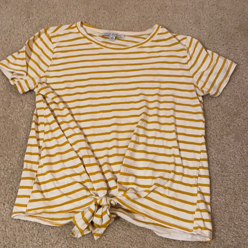 Striped tee with front tie